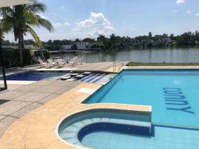Oasis de Lujo en Girardot con piscina y muelle privado